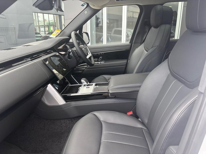 2025 Land Rover Range Rover D350 HSE L460 MY25 AWD Ostuni Pearl White
