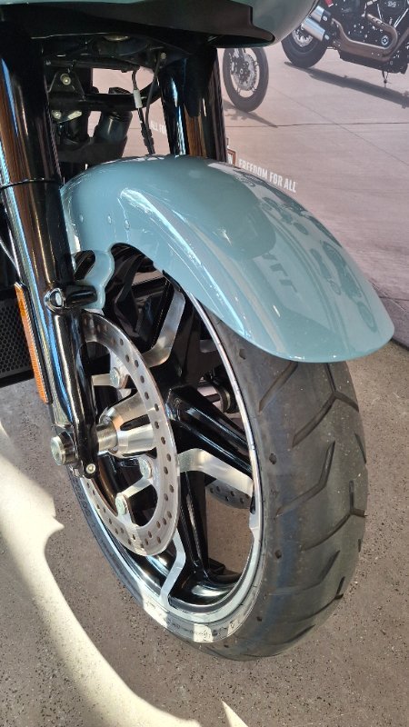 2024 Harley-davidson FLTRX ROAD GLIDE (117) SHARKSKIN BLUE