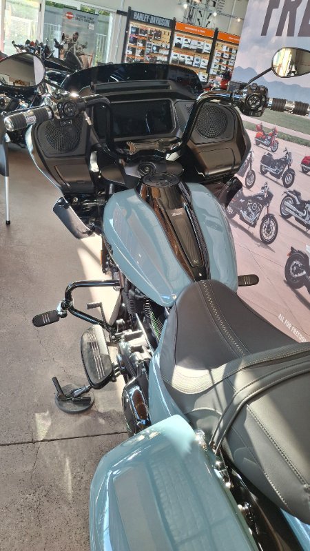 2024 Harley-davidson FLTRX ROAD GLIDE (117) SHARKSKIN BLUE