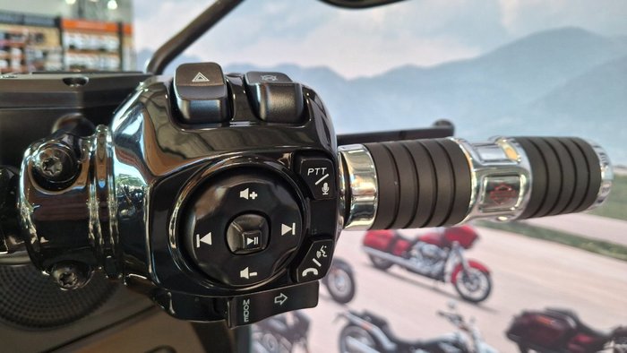 2024 Harley-davidson FLTRX ROAD GLIDE (117) SHARKSKIN BLUE