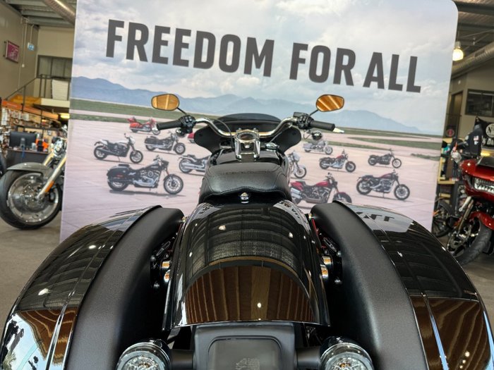 2024 Harley-davidson FLSB SPORT GLIDE (107) Vivid Black