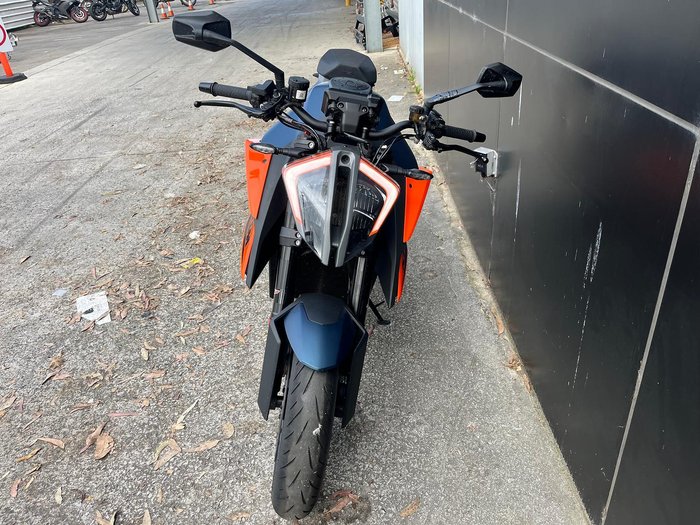 2021 KTM 1290 Super Duke R Super Duke Orange