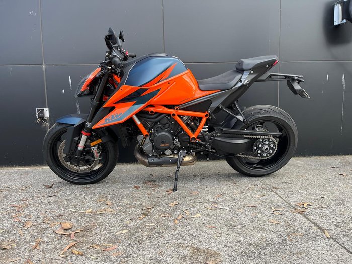 2021 KTM 1290 Super Duke R Super Duke Orange