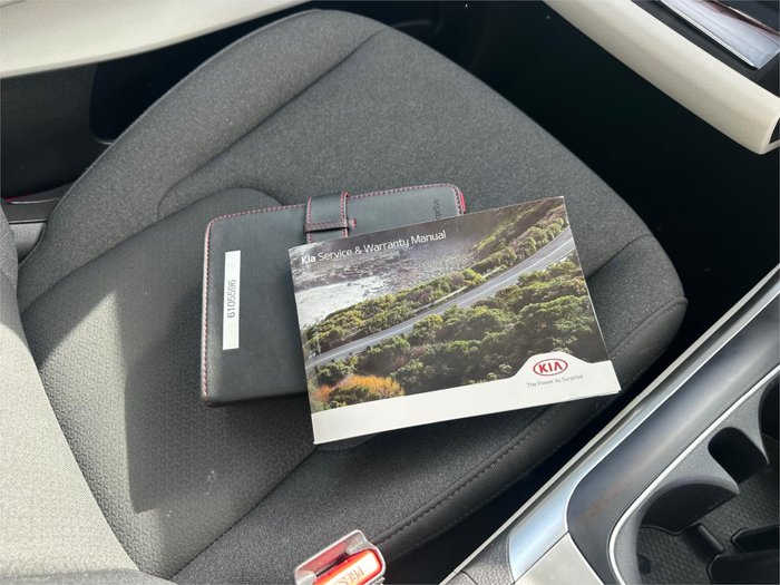 2021 KIA CARNIVAL S
