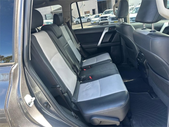 2015 TOYOTA LANDCRUISER PRADO ALTITUDE (4x4)