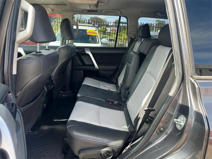 2015 TOYOTA LANDCRUISER PRADO ALTITUDE (4x4)