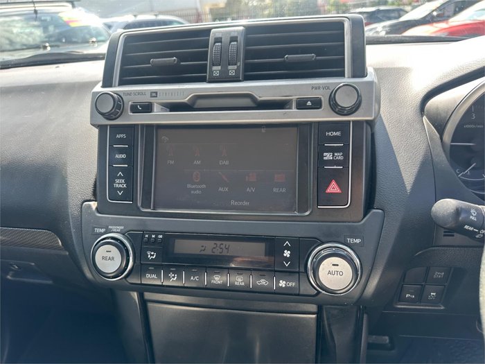 2015 TOYOTA LANDCRUISER PRADO ALTITUDE (4x4)