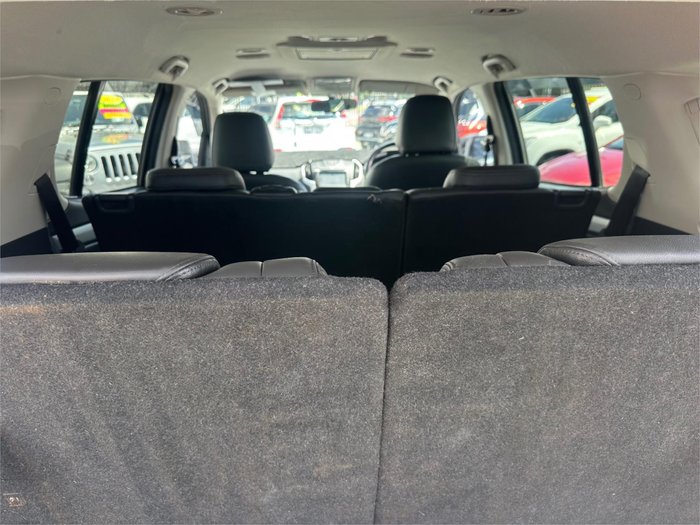 2016 ISUZU MU-X LS-T (4x4)