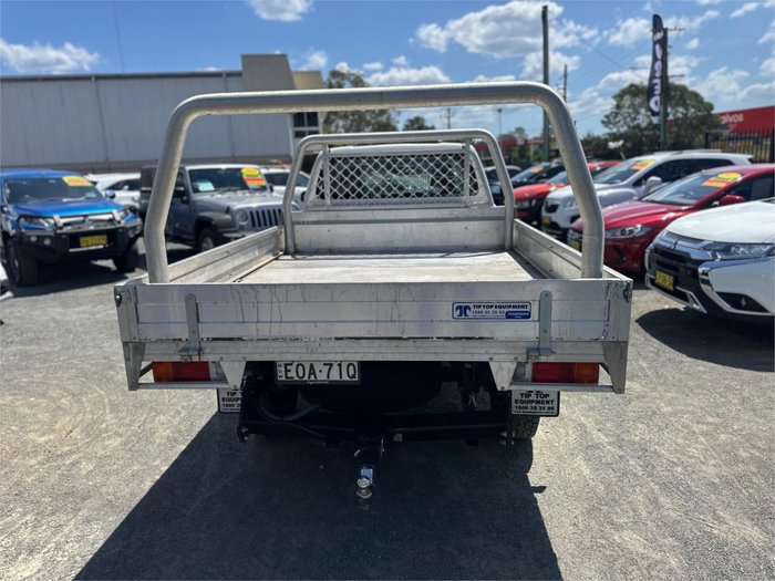 2021 TOYOTA HILUX WORKMATE (4x2)