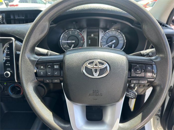 2021 TOYOTA HILUX WORKMATE (4x2)