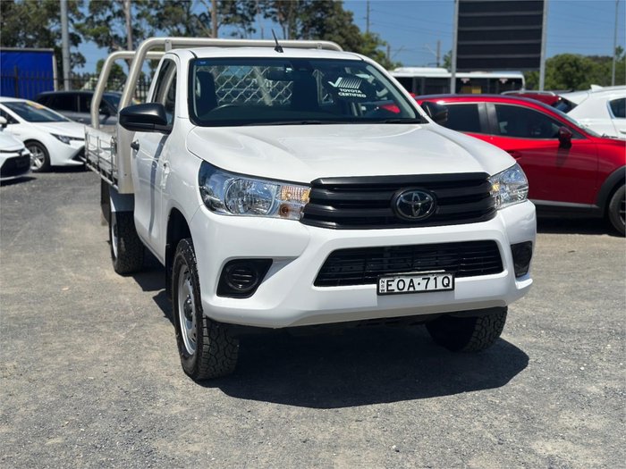 2021 TOYOTA HILUX WORKMATE (4x2)