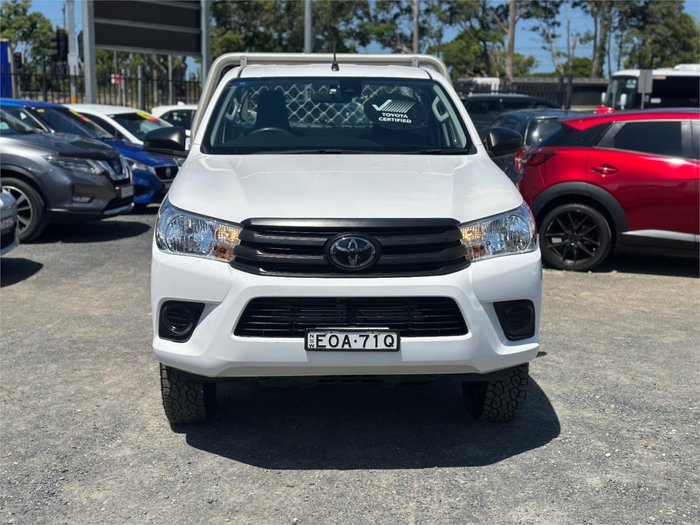 2021 TOYOTA HILUX WORKMATE (4x2)