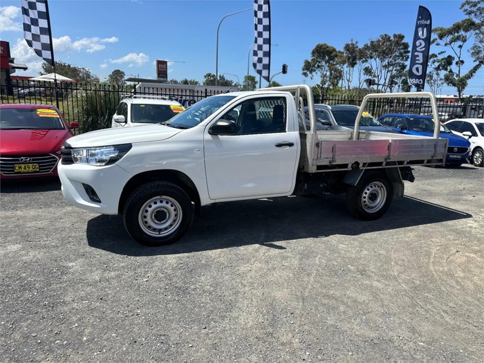 2021 TOYOTA HILUX WORKMATE (4x2)