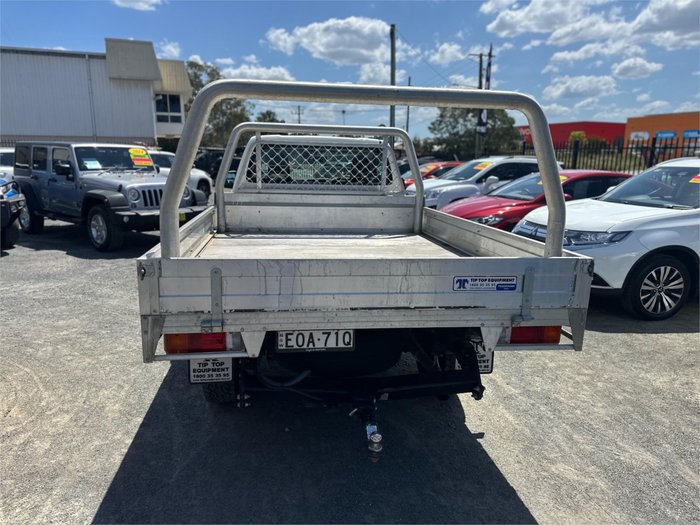 2021 TOYOTA HILUX WORKMATE (4x2)