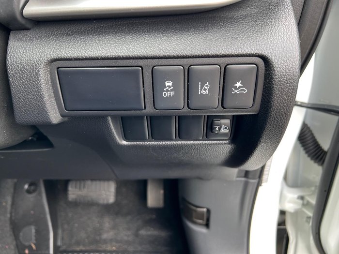 2025 Mitsubishi Eclipse Cross LS