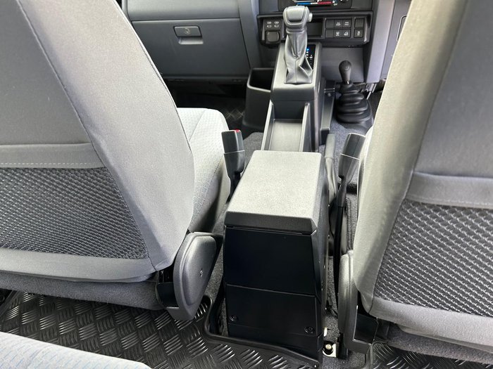 2024 Toyota Landcruiser GXL