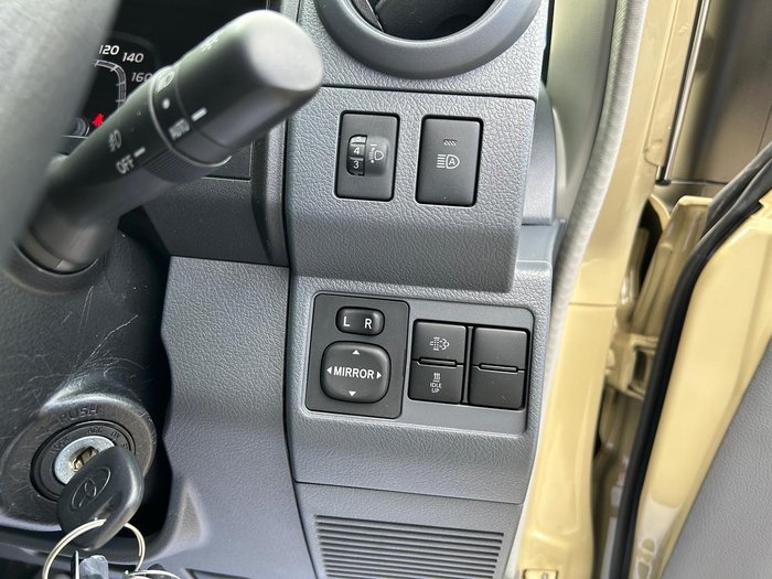 2024 Toyota Landcruiser GXL