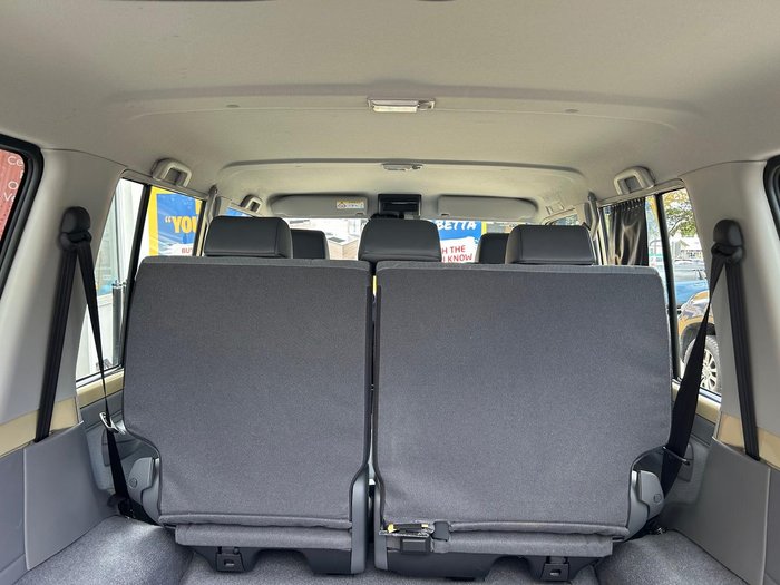 2024 Toyota Landcruiser GXL