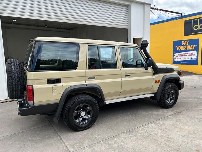 2024 Toyota Landcruiser GXL