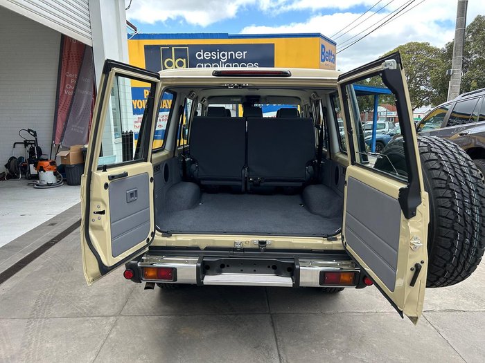 2024 Toyota Landcruiser GXL