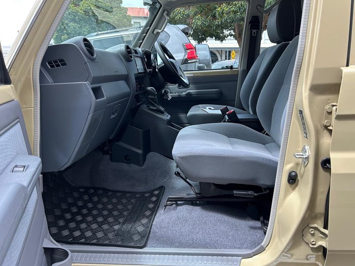 2024 Toyota Landcruiser GXL