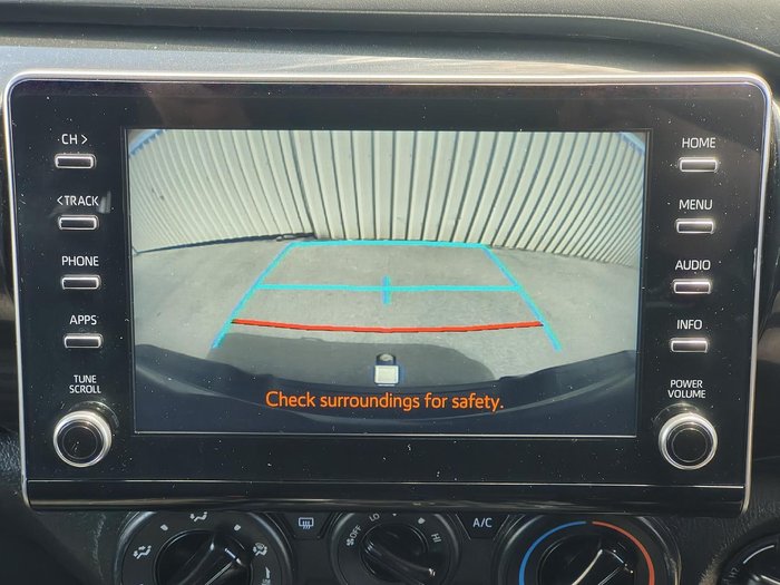 2020 Toyota Hilux SR