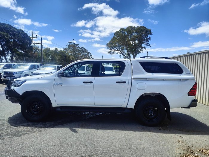 2020 Toyota Hilux SR