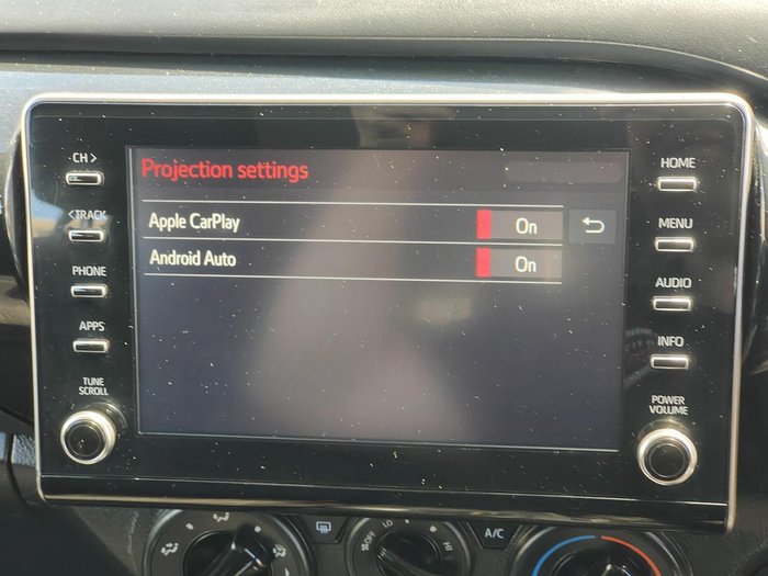 2020 Toyota Hilux SR