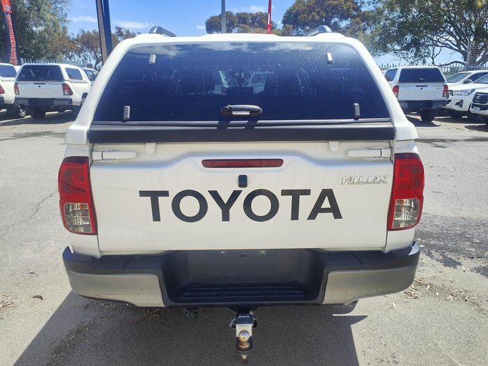 2020 Toyota Hilux SR