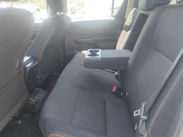 2020 Toyota Hilux SR