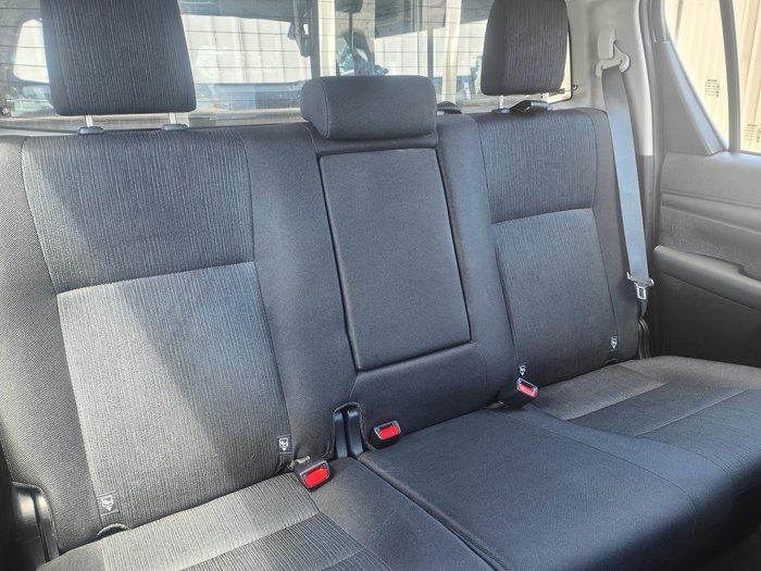 2020 Toyota Hilux SR