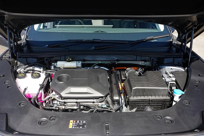 2025 MG HS Super Hybrid Essence