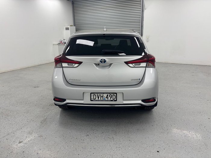 2016 Toyota Corolla Hybrid ZWE186R Silver Pearl