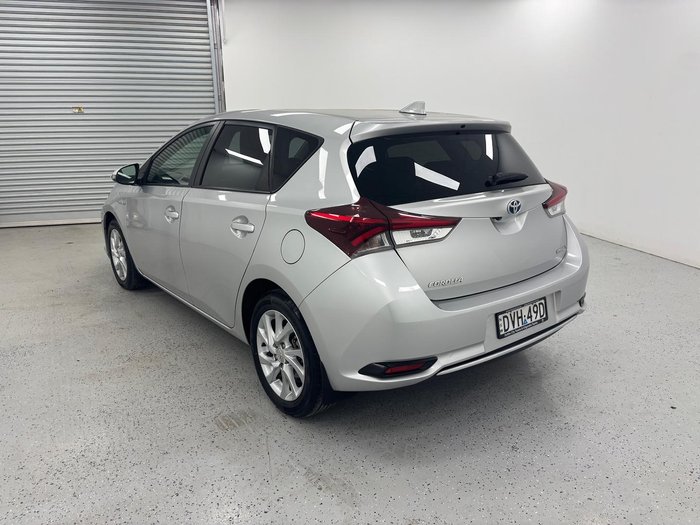 2016 Toyota Corolla Hybrid ZWE186R Silver Pearl
