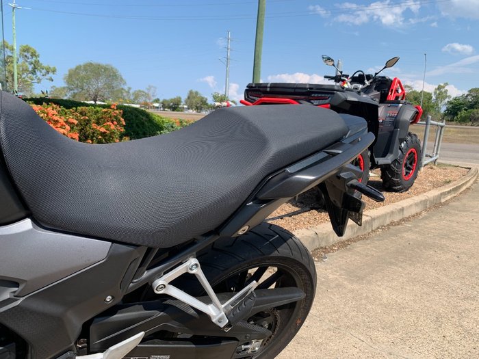 2019 Honda CB500X Black
