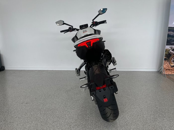 2023 CFMOTO 2023 CF MOTO 800NK SPORT NEBULA WHITE