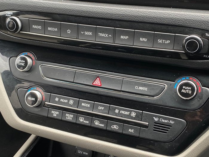 2018 Kia Carnival Platinum