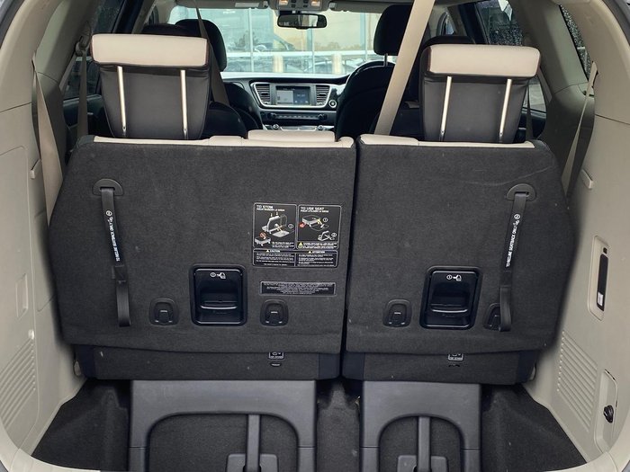 2018 Kia Carnival Platinum