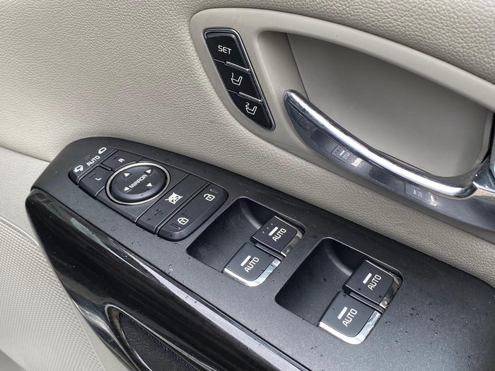 2018 Kia Carnival Platinum