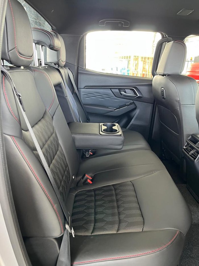 2025 Isuzu D-MAX X-TERRAIN