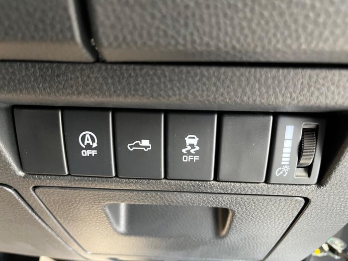 2025 Isuzu D-MAX X-TERRAIN