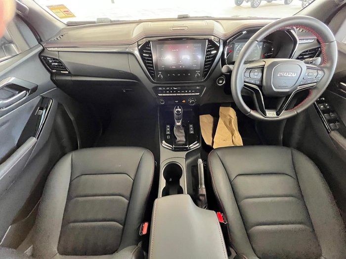 2025 Isuzu D-MAX X-TERRAIN
