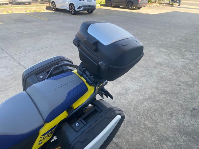 2022 Suzuki V-STROM 1050 (DL1050RQ) Yellow