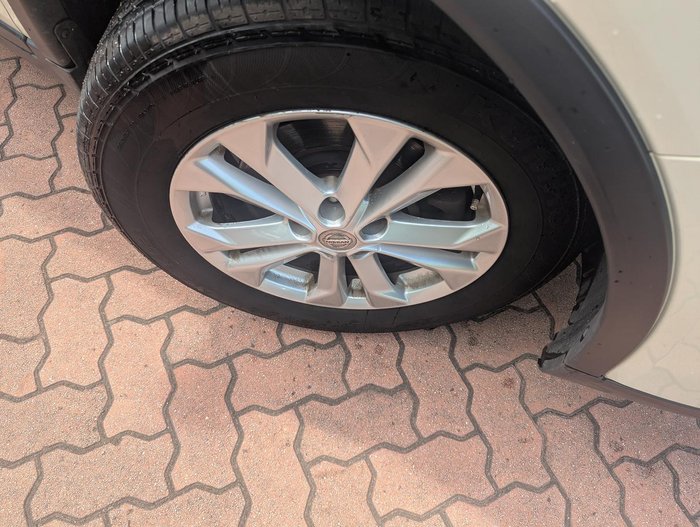 2015 Nissan X-TRAIL ST-L T32 Ivory Pearl