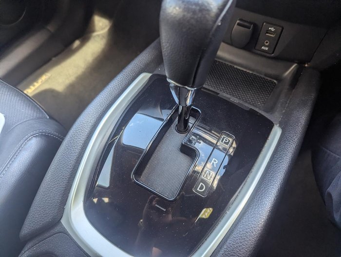 2015 Nissan X-TRAIL ST-L T32 Ivory Pearl