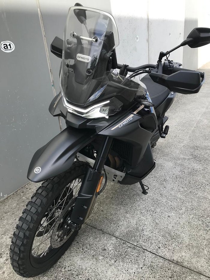 2025 CFMOTO 800MT-X LS