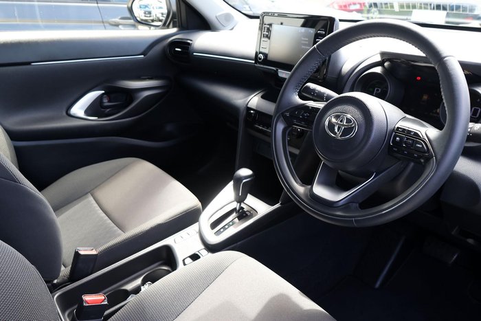 2022 Toyota Yaris Cross GX MXPJ10R Crystal Pearl