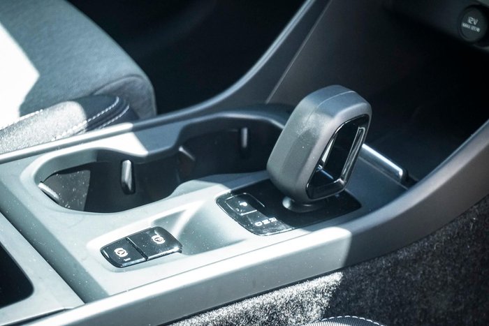 2023 Volvo XC40 Plus B4