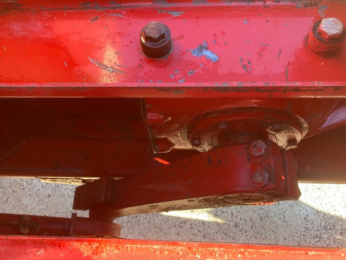 1980 New Holland 317