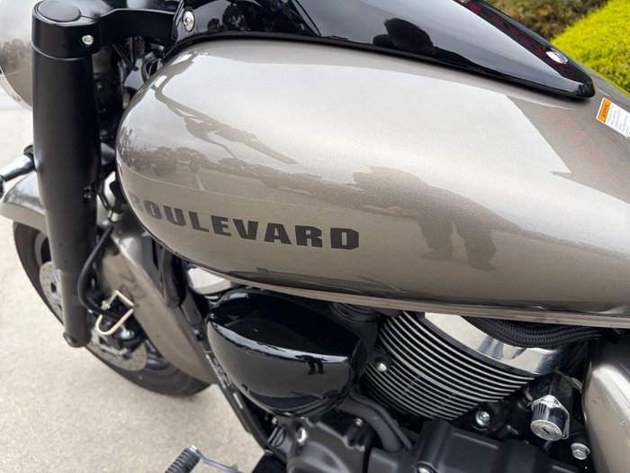 2018 Suzuki BOULEVARD C90T (VL1500B) Grey
